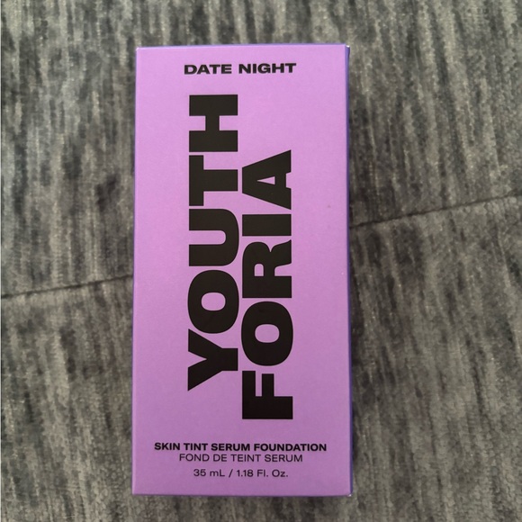 Youth Foria Date Night Foundation With Serum NIB Shade: Fair. - Picture 1 of 5